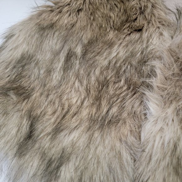 Womens Forever 21 Boutique Faux Fur Beige Brown Black Vest Jacket Cover Up M - Picture 9 of 11
